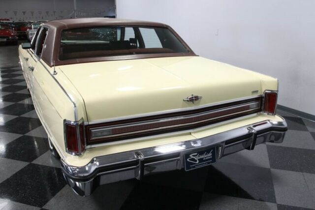 1977 Lincoln Continental Town Car - photo 11