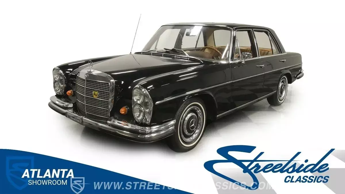 classic vintage chrome european luxury benz 250se 4-speed auto transmission 1966 Mercedes-Benz 200-Series