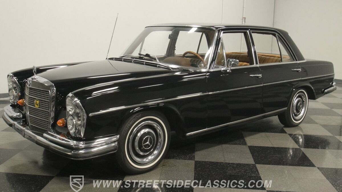 1966 Mercedes-Benz 200-Series - photo 7