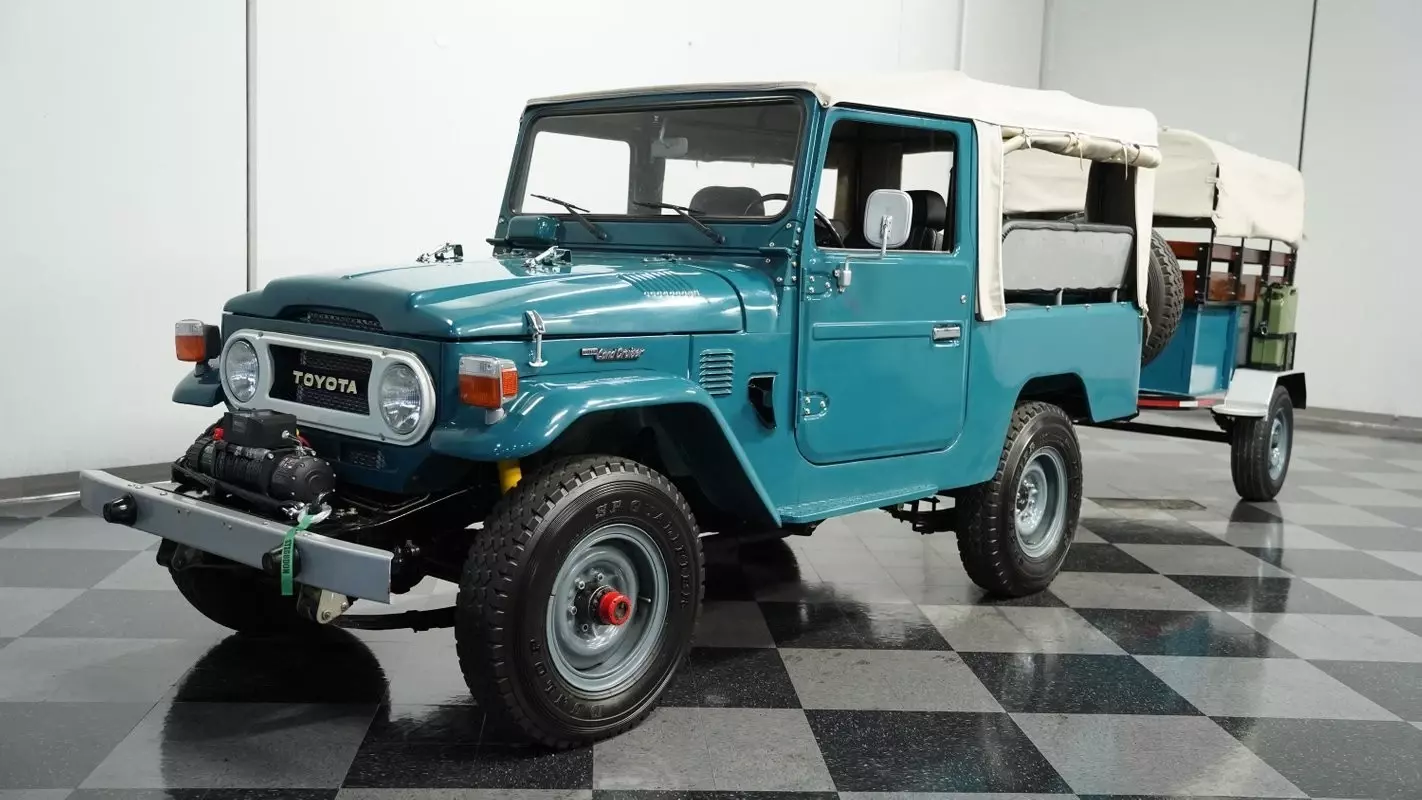 1979 Toyota FJ43 With Trailer - photo 6