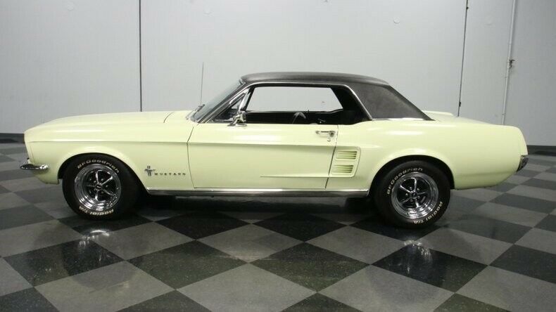 1967 Ford Mustang - photo 3