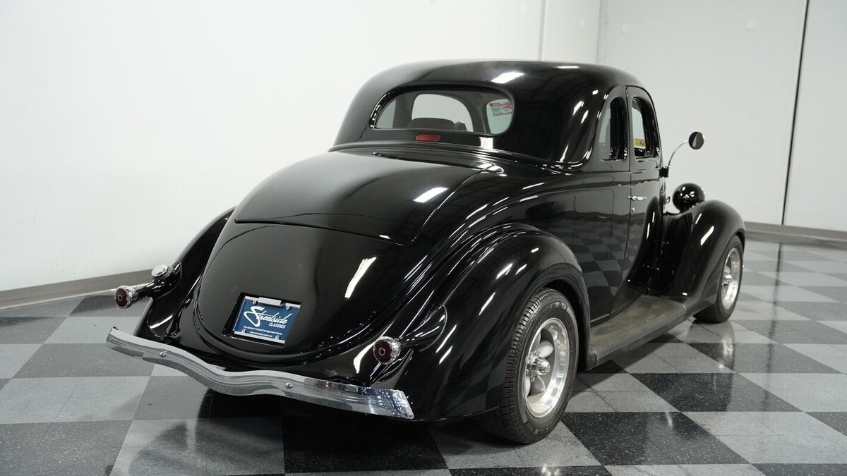 1936 Ford 5-Window Coupe - photo 10