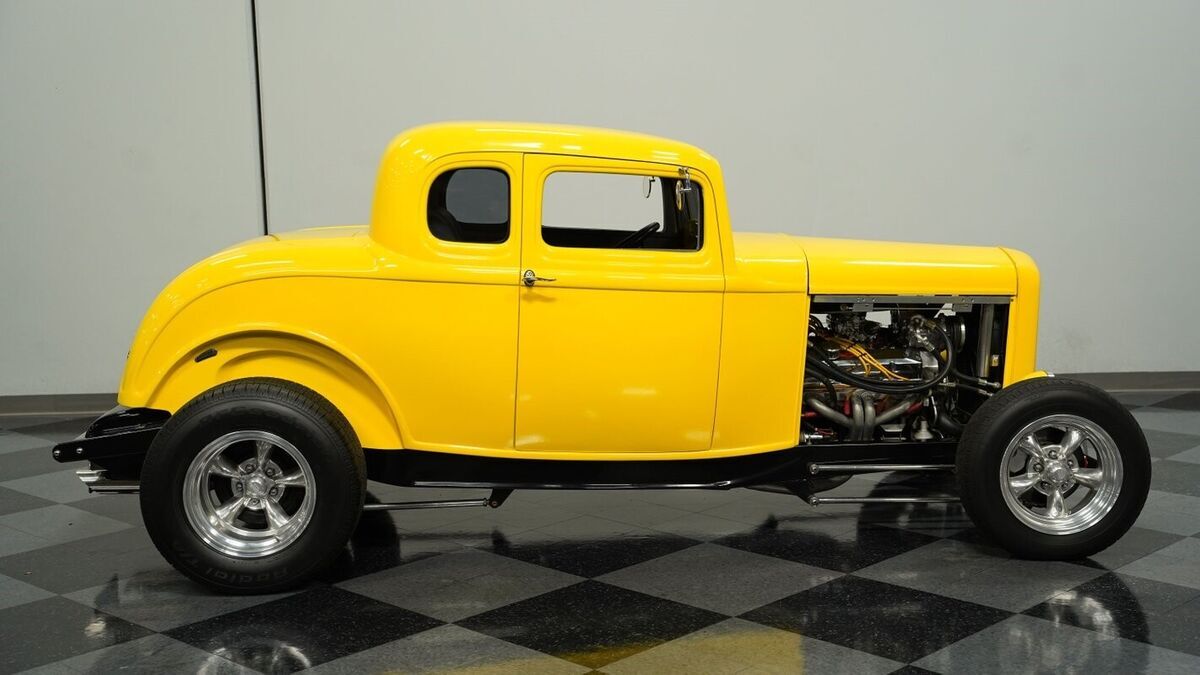 1932 Ford 5-Window Coupe - photo 12