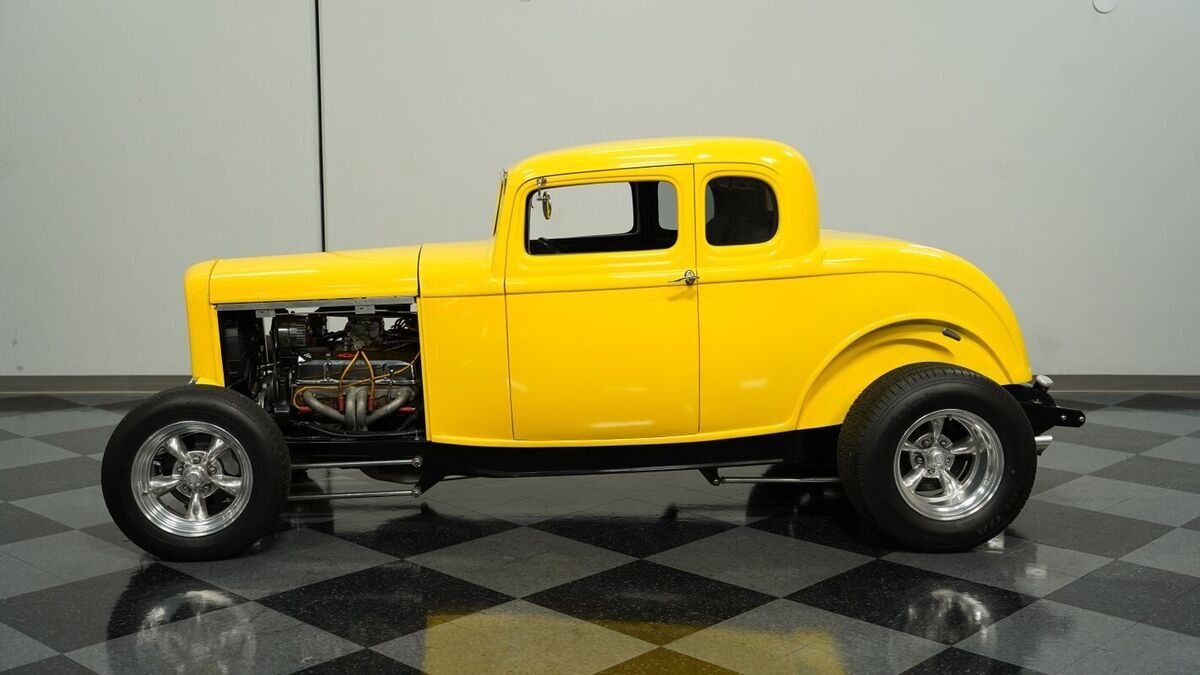 1932 Ford 5-Window Coupe - photo 3