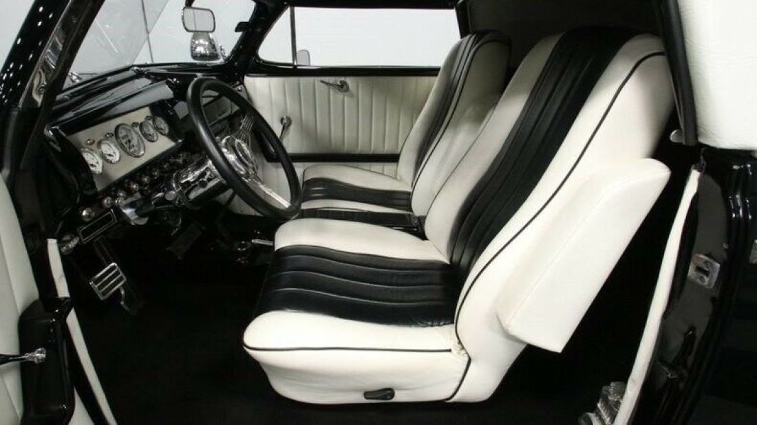 1947 Ford Deluxe Full Custom - photo 5