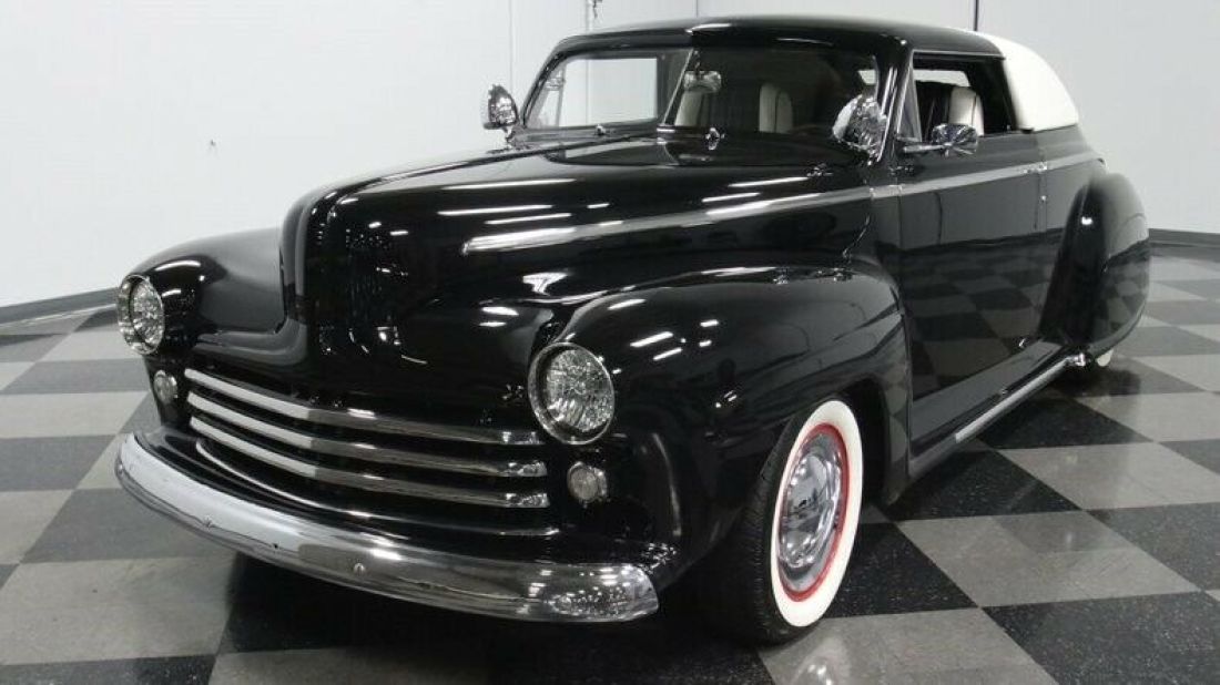 1947 Ford Deluxe Full Custom - photo 6
