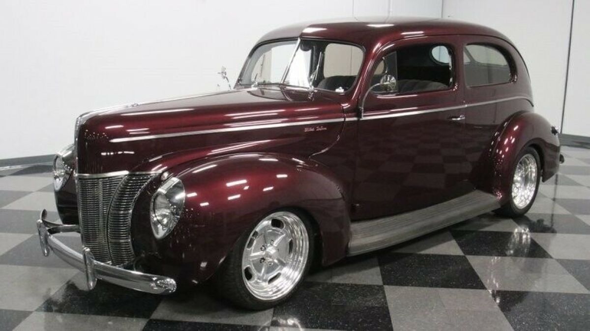 1940 Ford Deluxe Sedan - photo 7