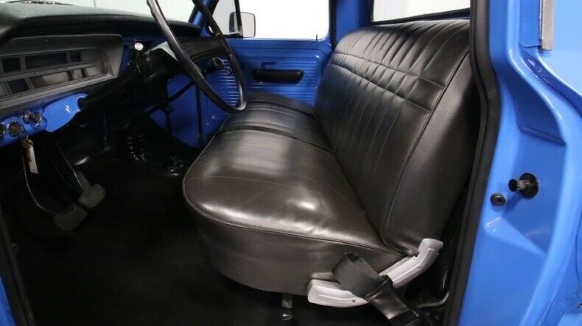 1972 Ford F-100 Custom 4x4 - photo 5