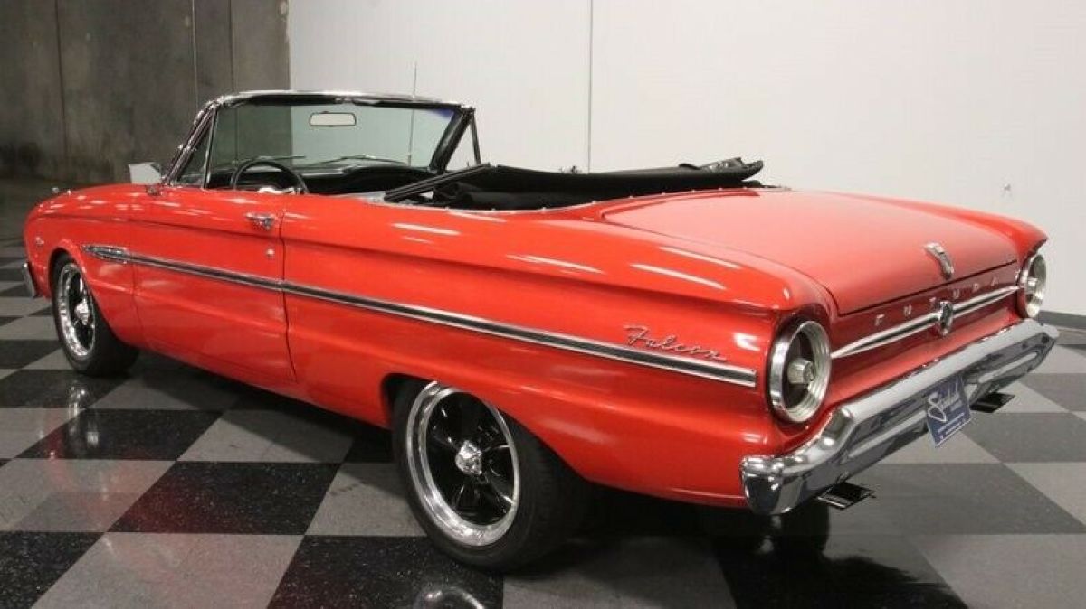 1963 Ford Falcon Futura Convertible - photo 9
