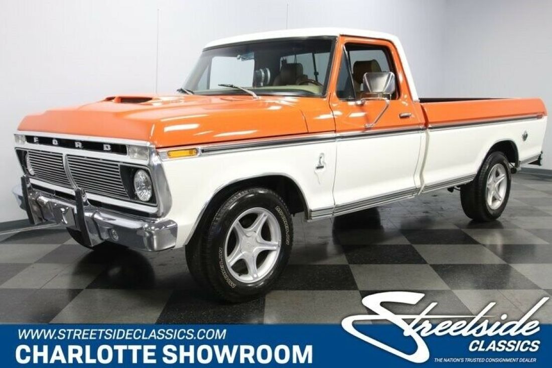 classic vintage chrome FoMoCo truck dentside leather seats 2 tone 1974 Ford F-100 Fleetside Longbed