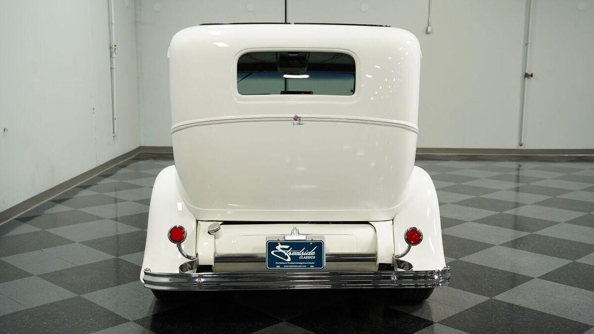 1932 Ford Tudor Restomod - photo 9