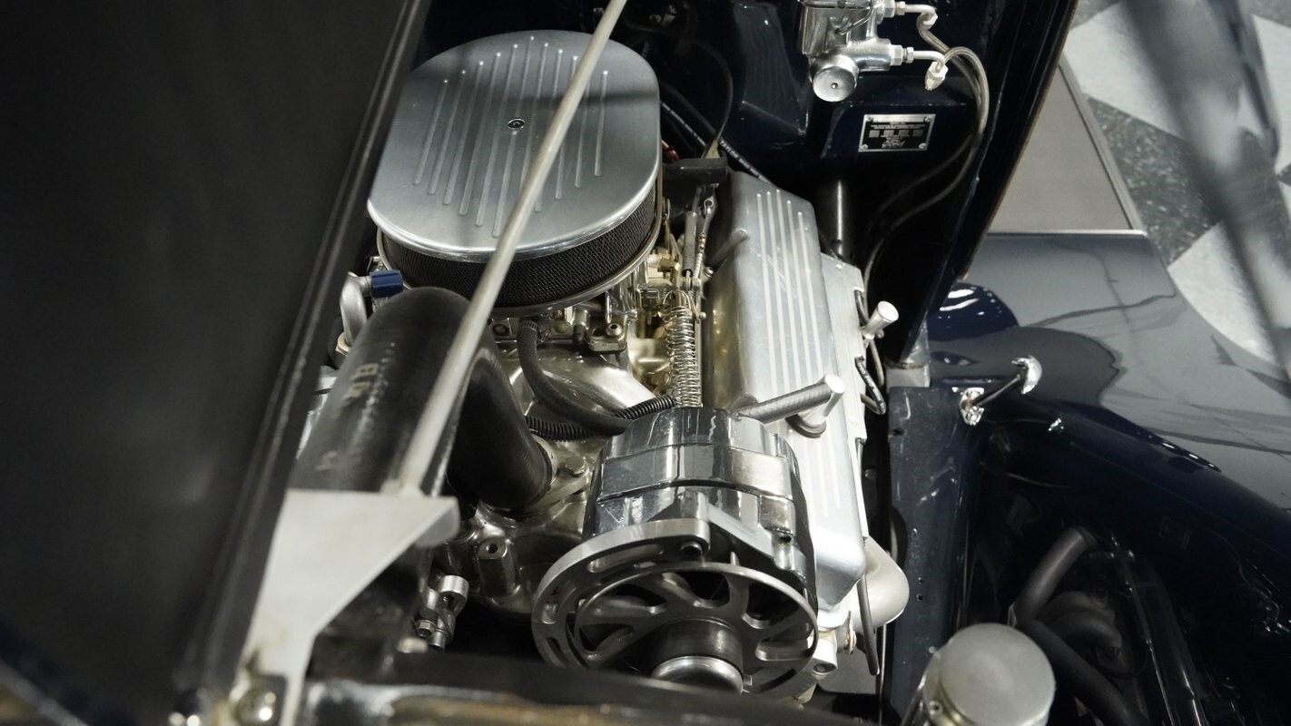 1932 Ford Tudor Streetrod - photo 4