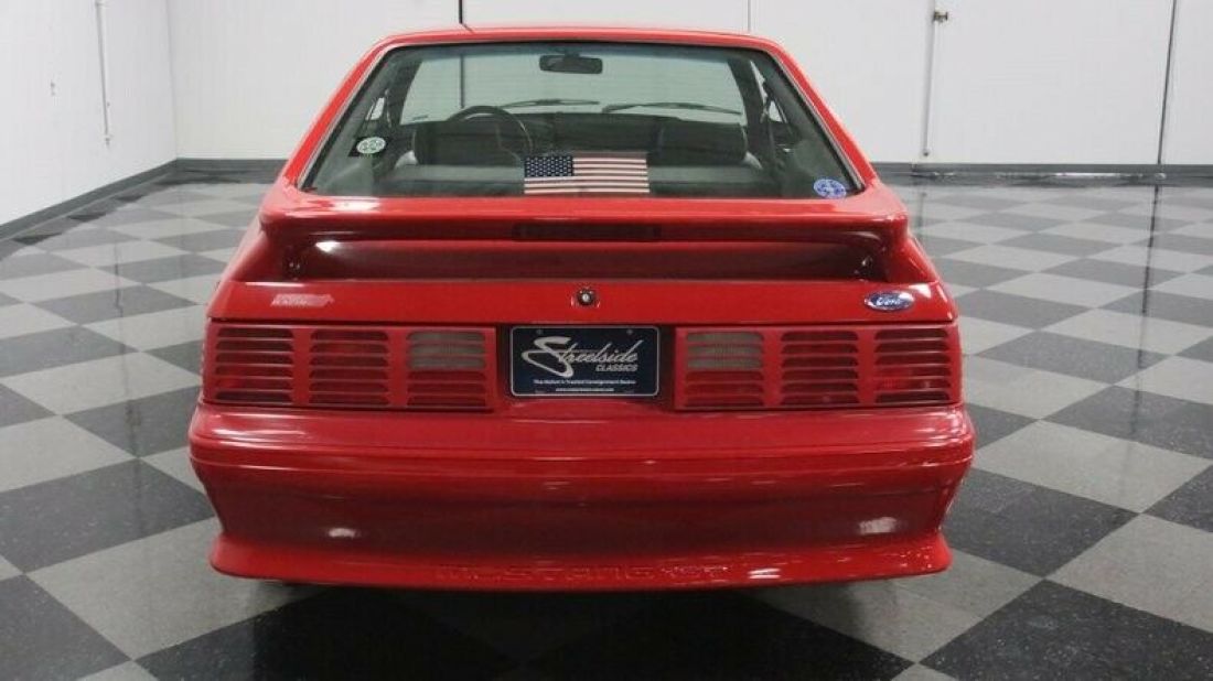 1993 Ford Mustang GT - photo 12