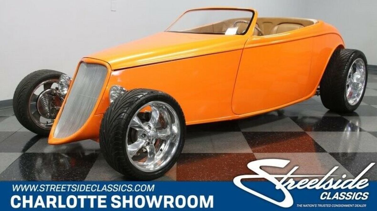 classic vintage chrome fuel injection SBC automatic coilover 1933 Ford Speedster