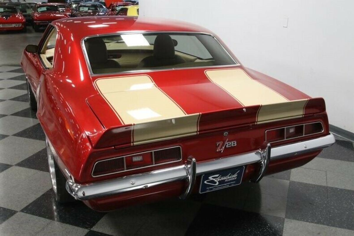 1969 Chevrolet Camaro LS3 Restomod - photo 11