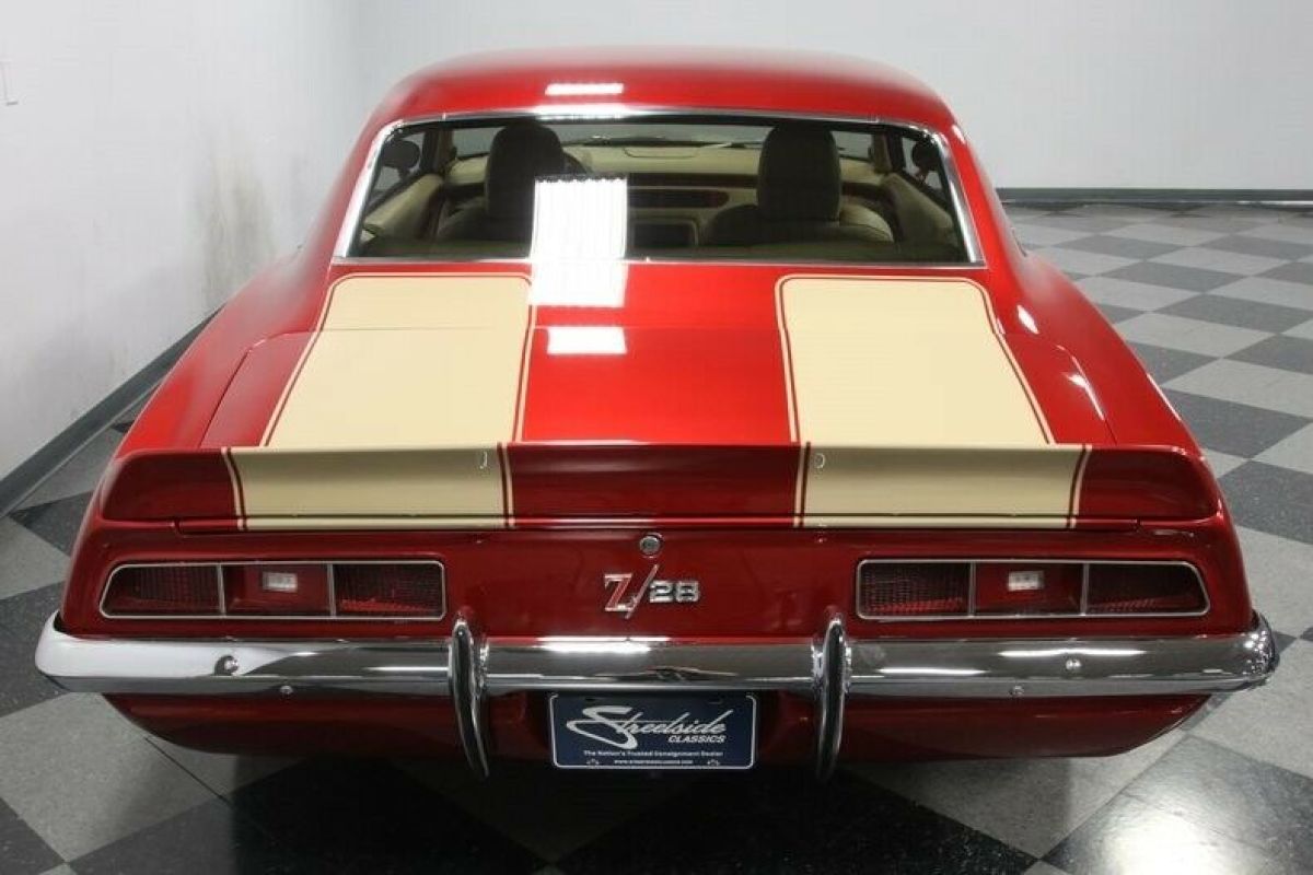 1969 Chevrolet Camaro LS3 Restomod - photo 12