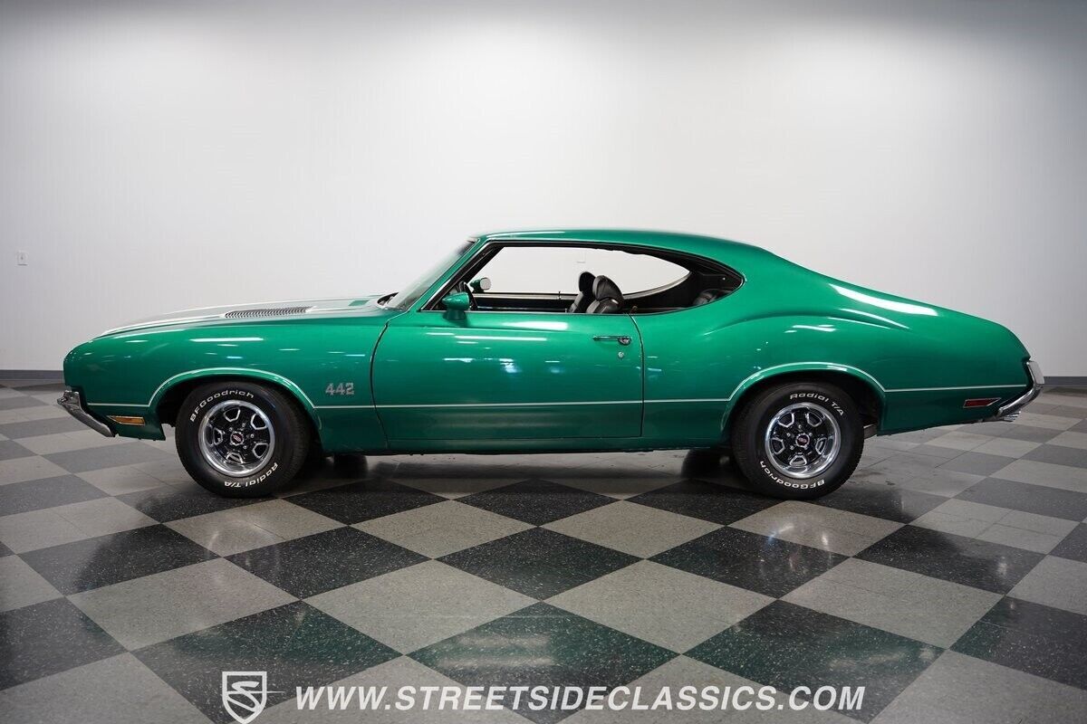 1972 Oldsmobile 442 Cutlass S - photo 3