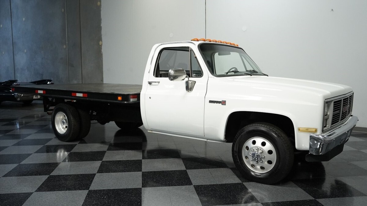 1985 GMC 3500 Flatbed Dually - photo 13