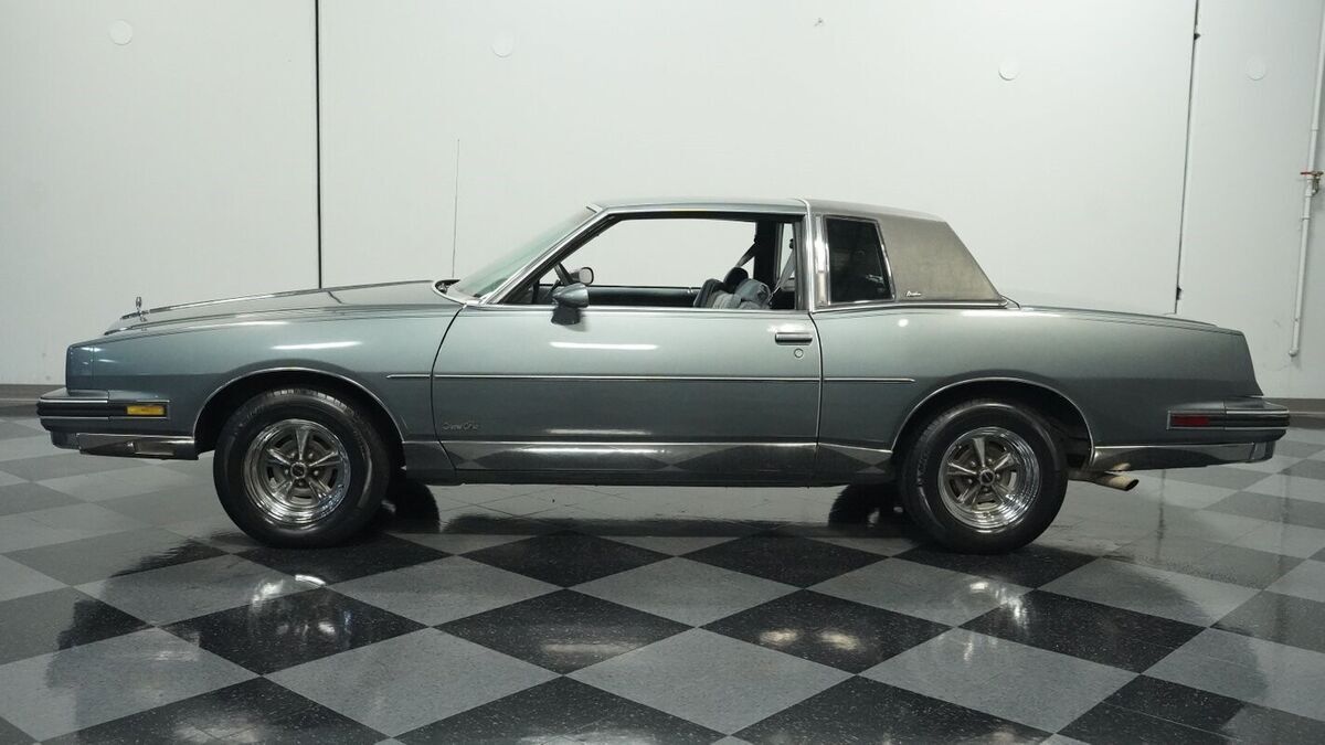 1985 Pontiac Grand Prix Brougham - photo 3