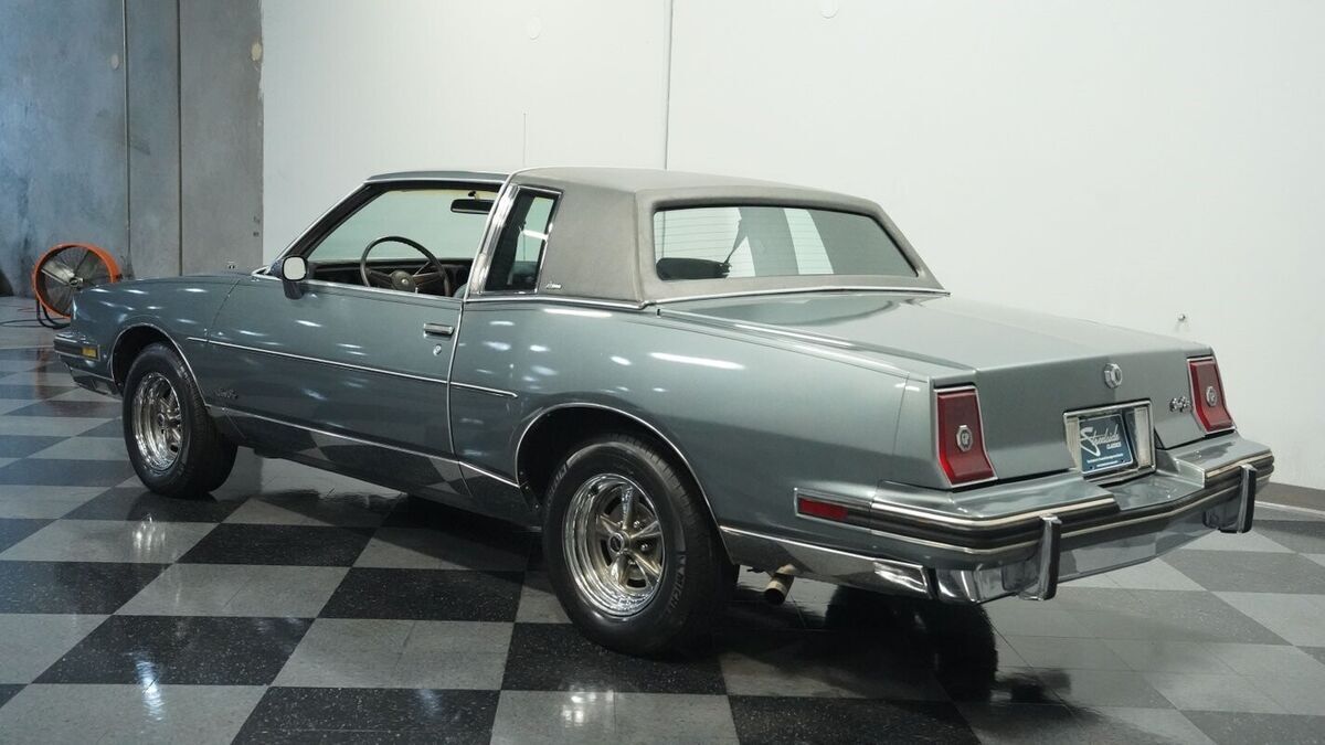 1985 Pontiac Grand Prix Brougham - photo 8