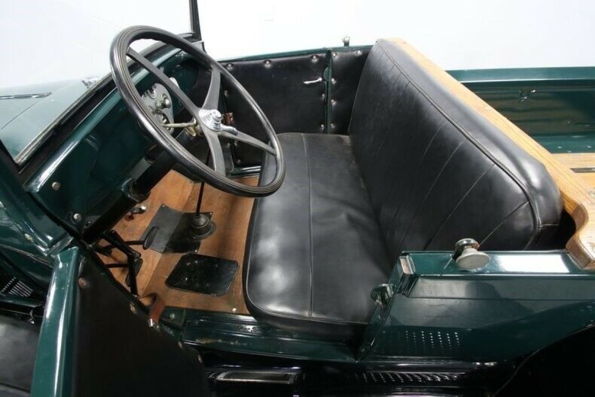 1929 Ford Model A Roadster Pickup - photo 4