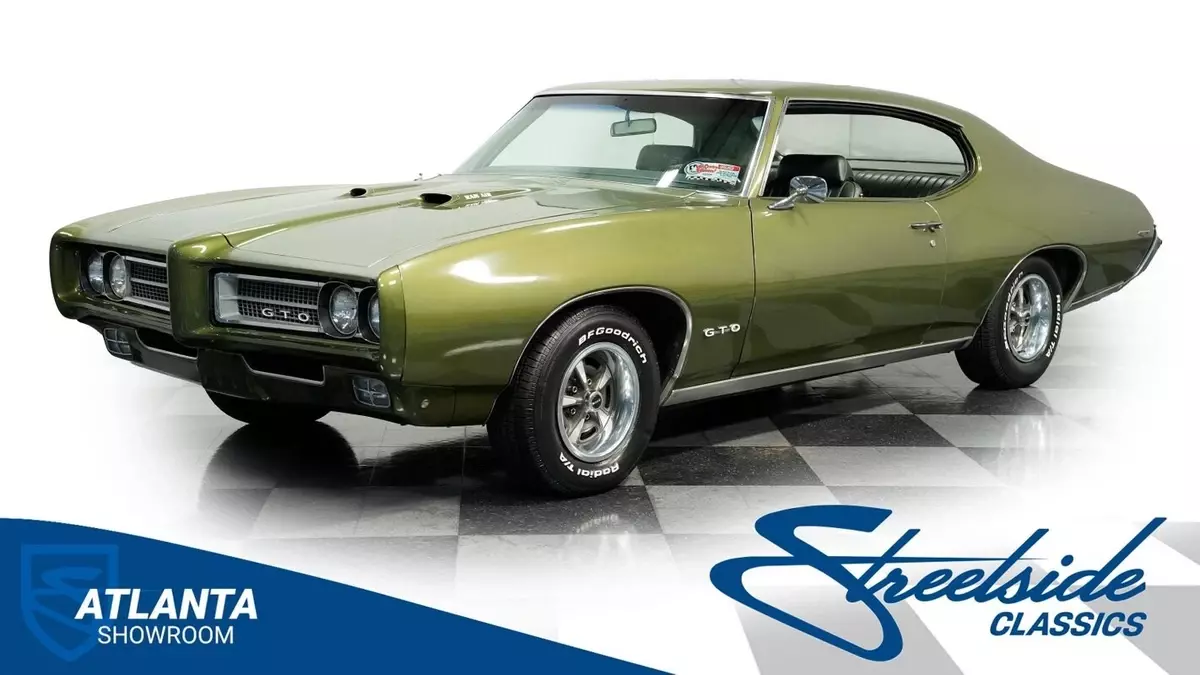 classic vintage chrome gto 400 v8 manual transmission green 1969 Pontiac GTO
