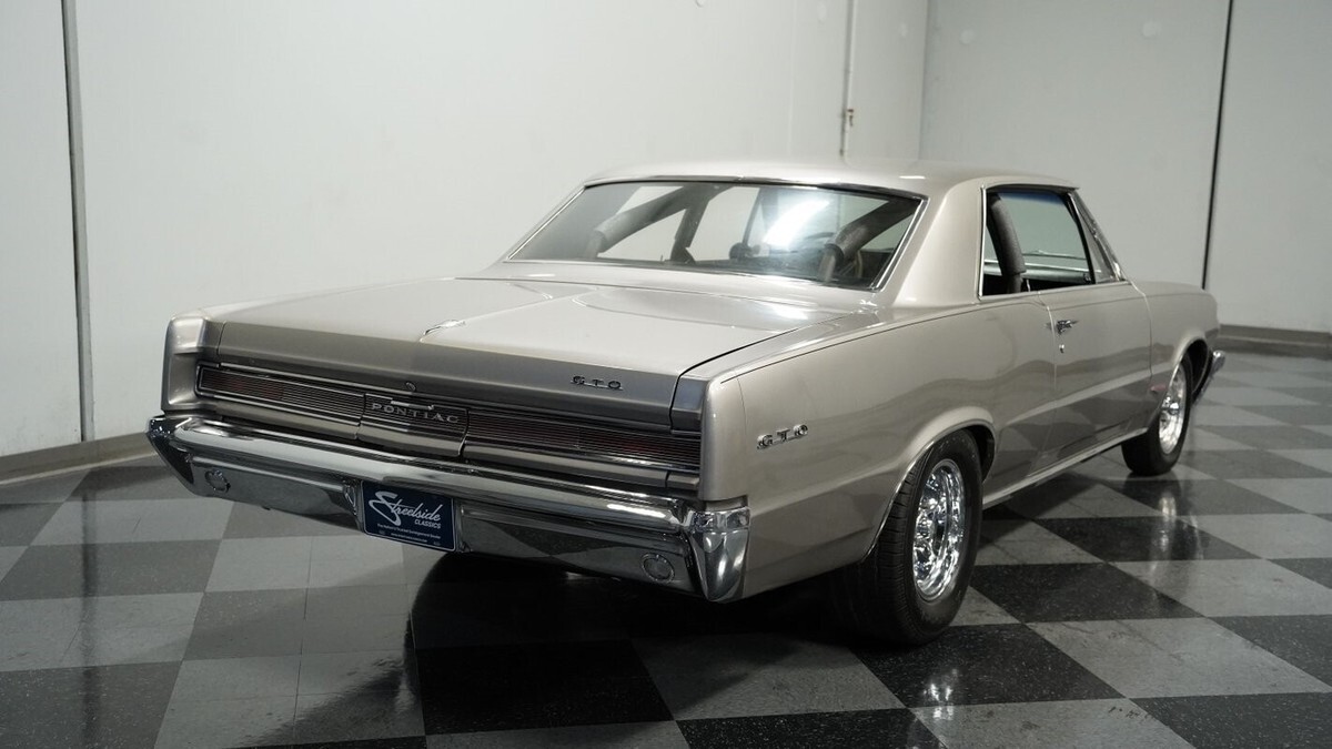 1964 Pontiac GTO - photo 11