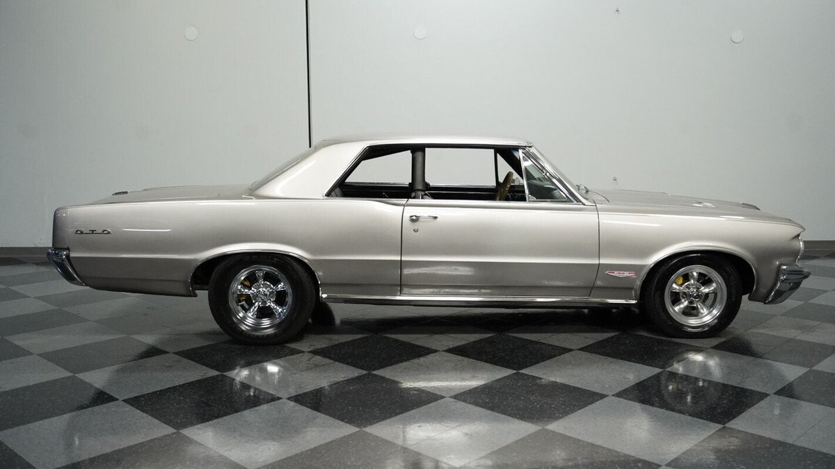 1964 Pontiac GTO - photo 13