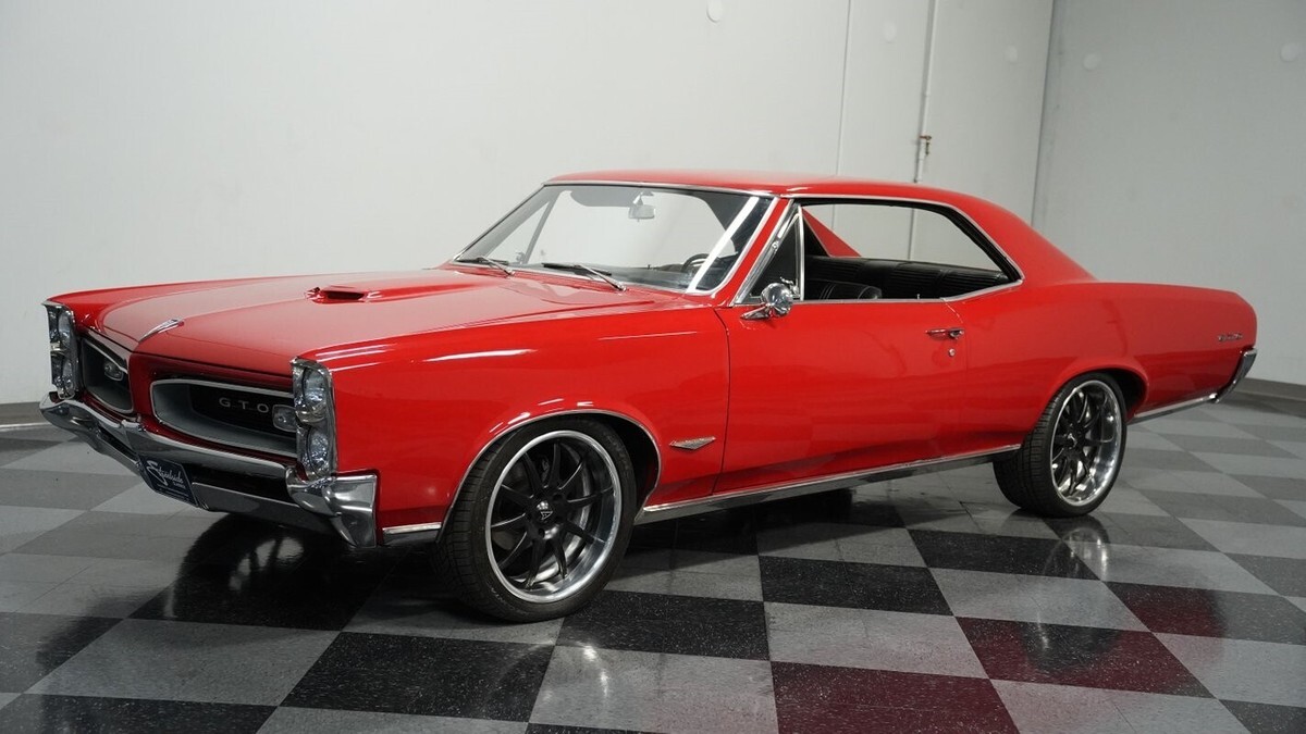 1966 Pontiac GTO LS2 Restomod - photo 7