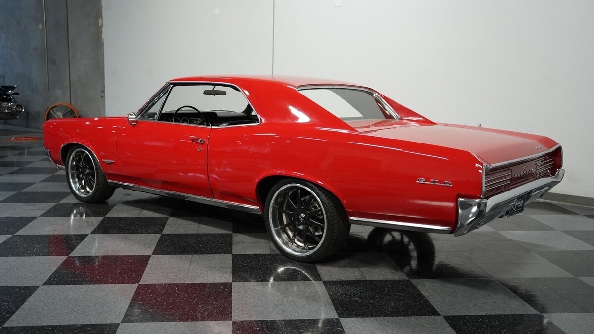 1966 Pontiac GTO LS2 Restomod - photo 8