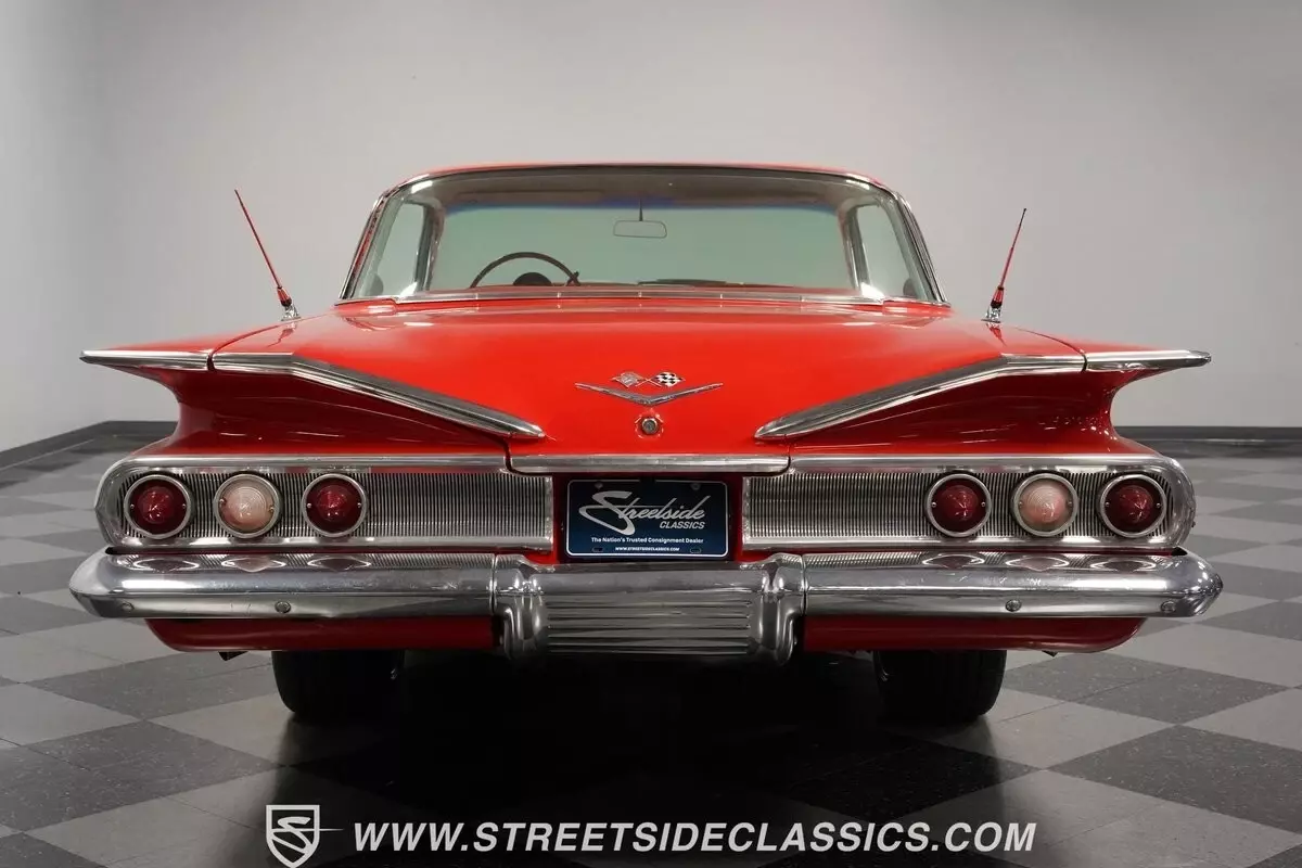 1960 Chevrolet Impala Bubble Top - photo 11