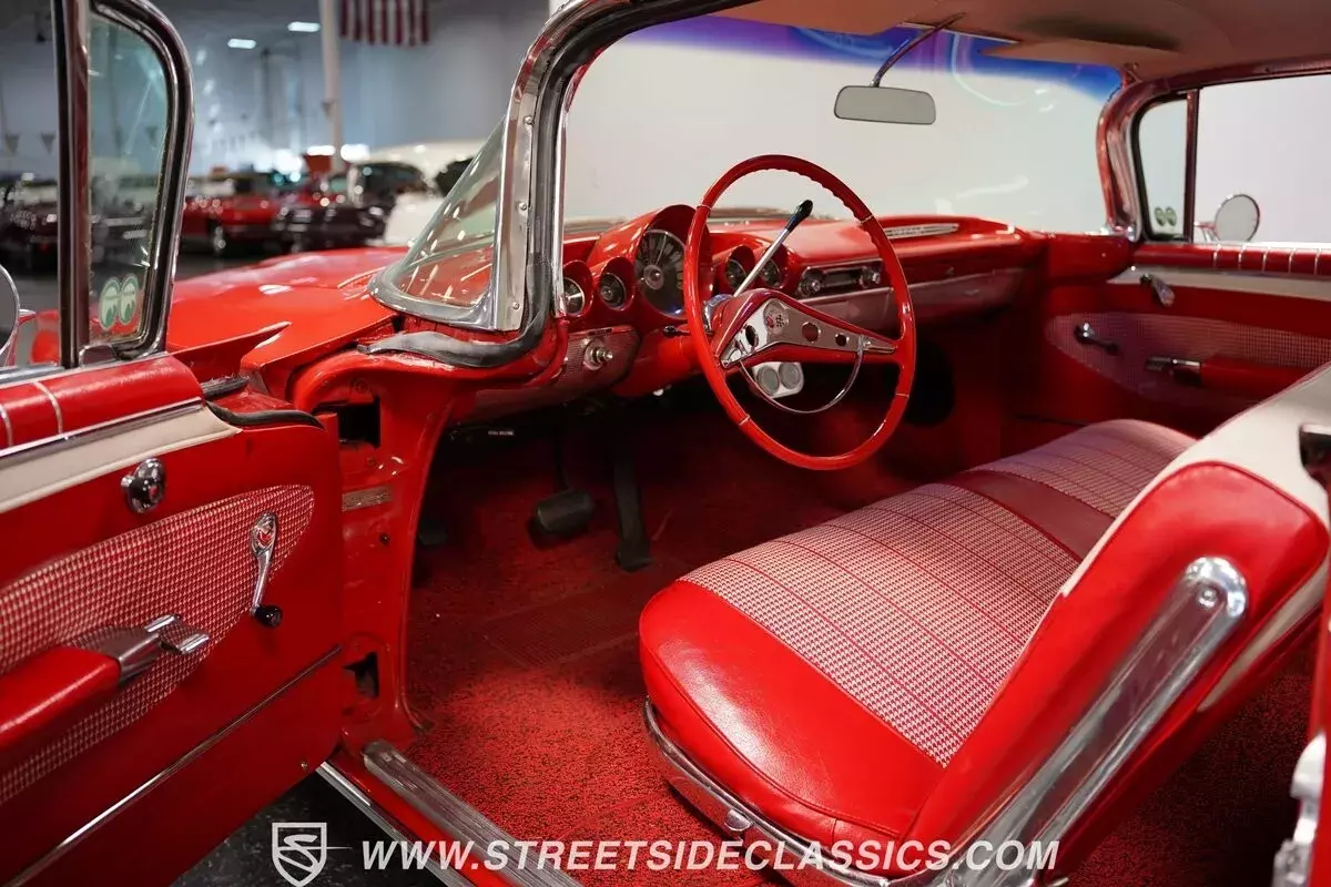1960 Chevrolet Impala Bubble Top - photo 5