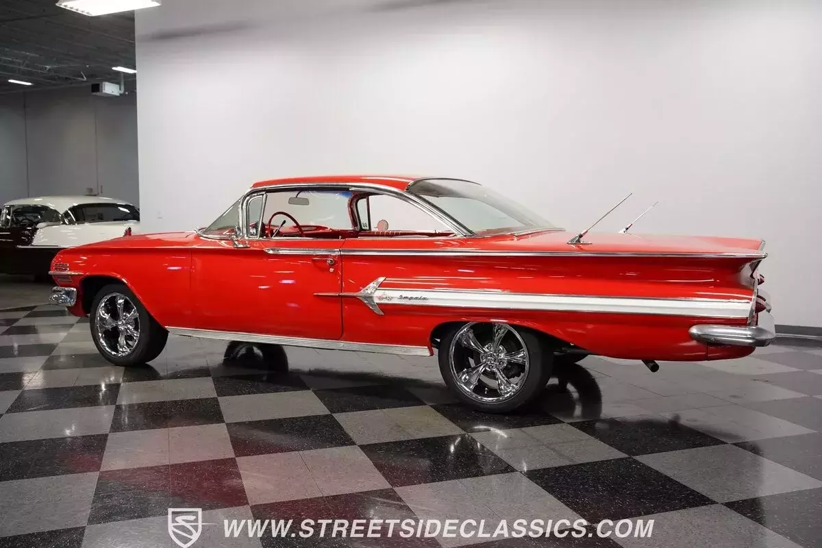 1960 Chevrolet Impala Bubble Top - photo 9