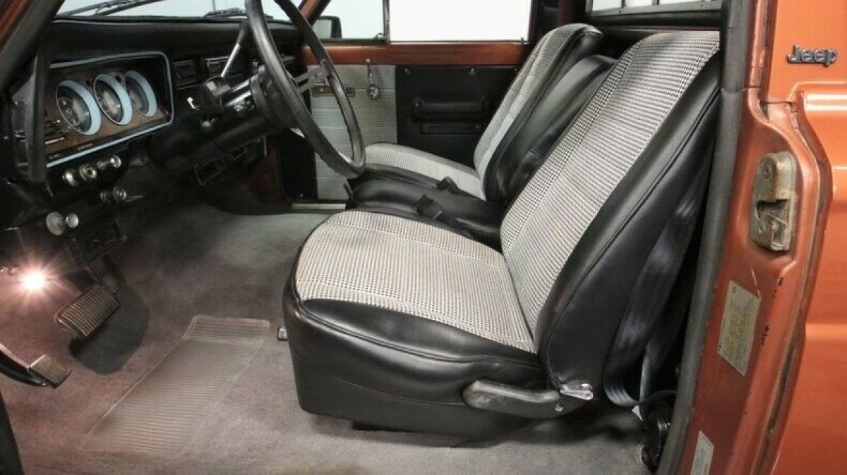 1982 Jeep J10 - photo 5