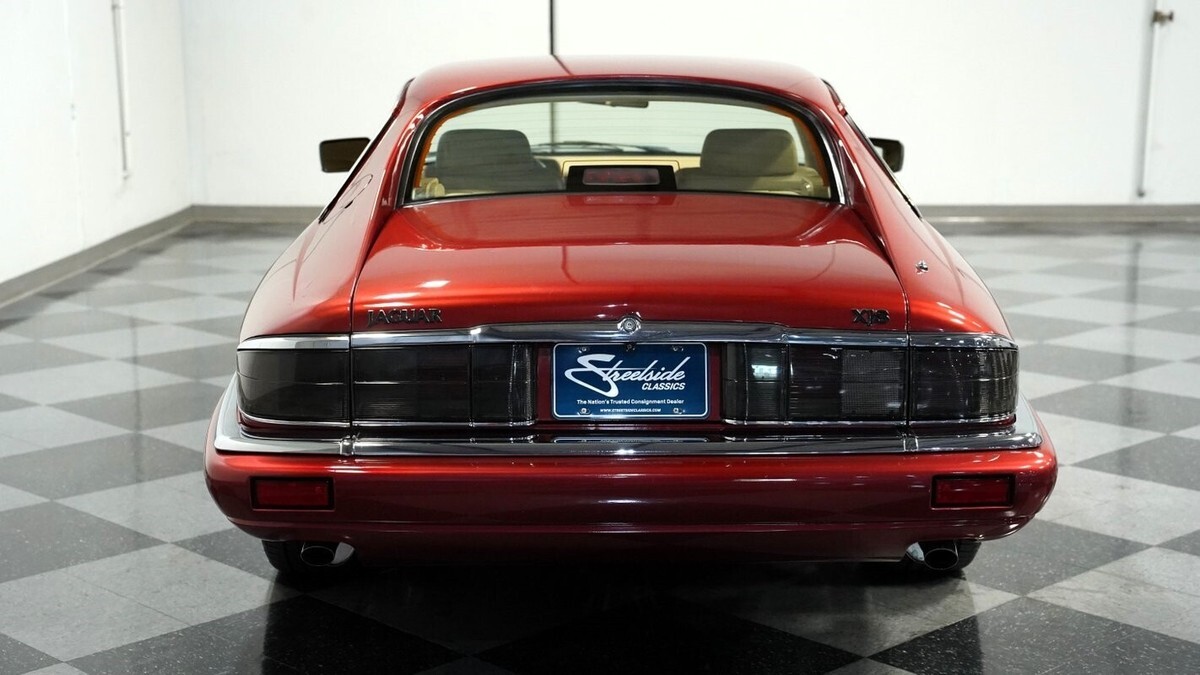 1994 Jaguar XJS LS3 Restomod - photo 10
