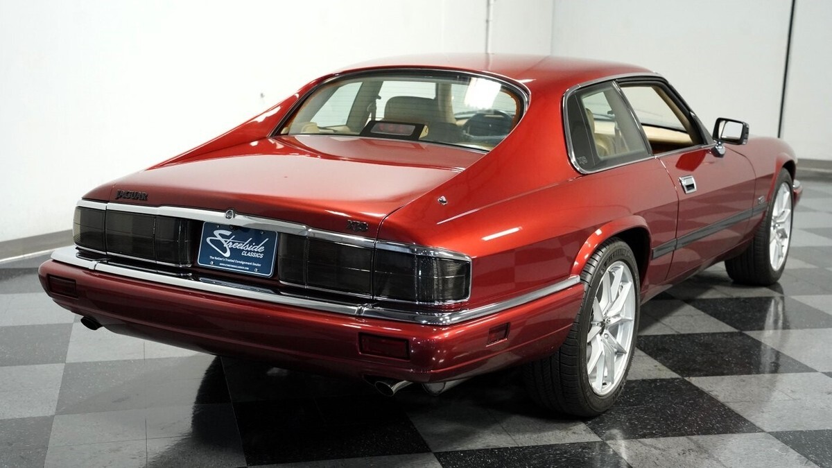 1994 Jaguar XJS LS3 Restomod - photo 11