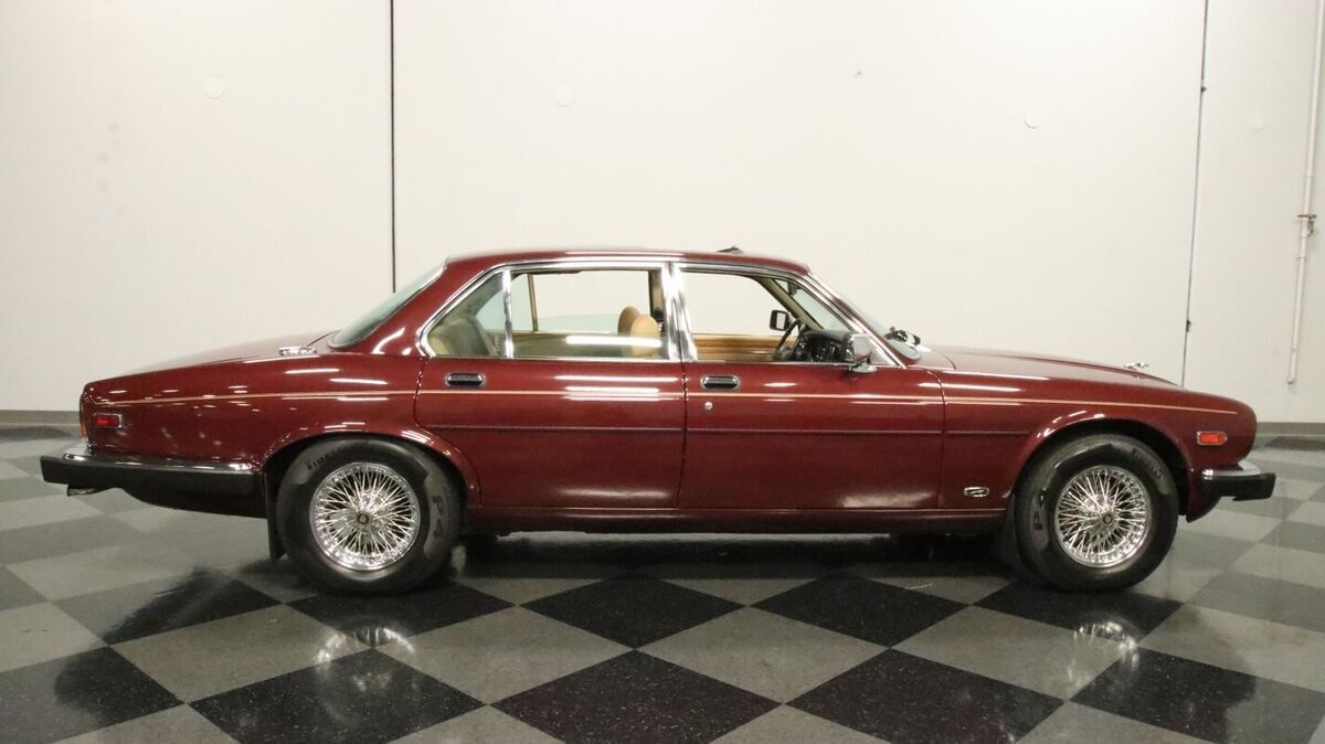 1986 Jaguar XJ6 - photo 12