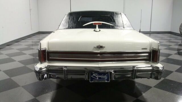 1975 Lincoln Continental Limousine - photo 11