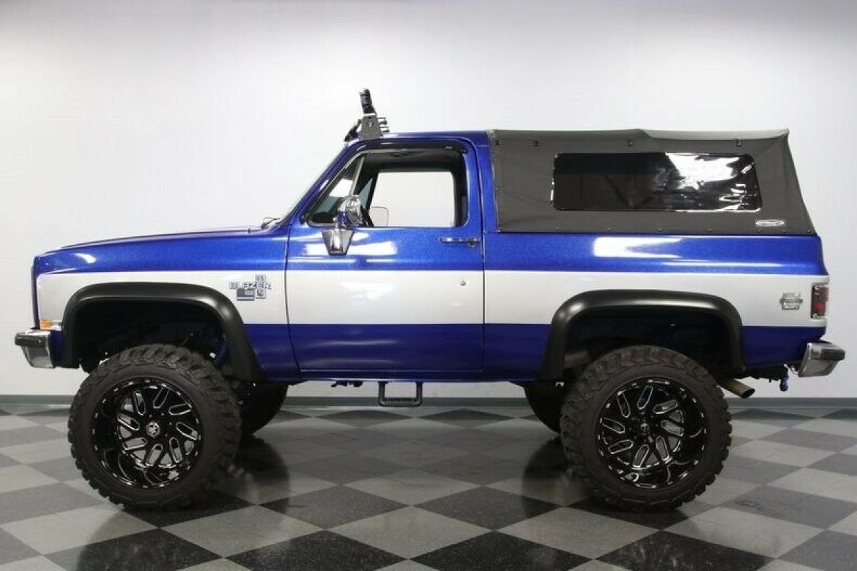 1989 Chevrolet Blazer K5 4x4 Restomod - photo 8
