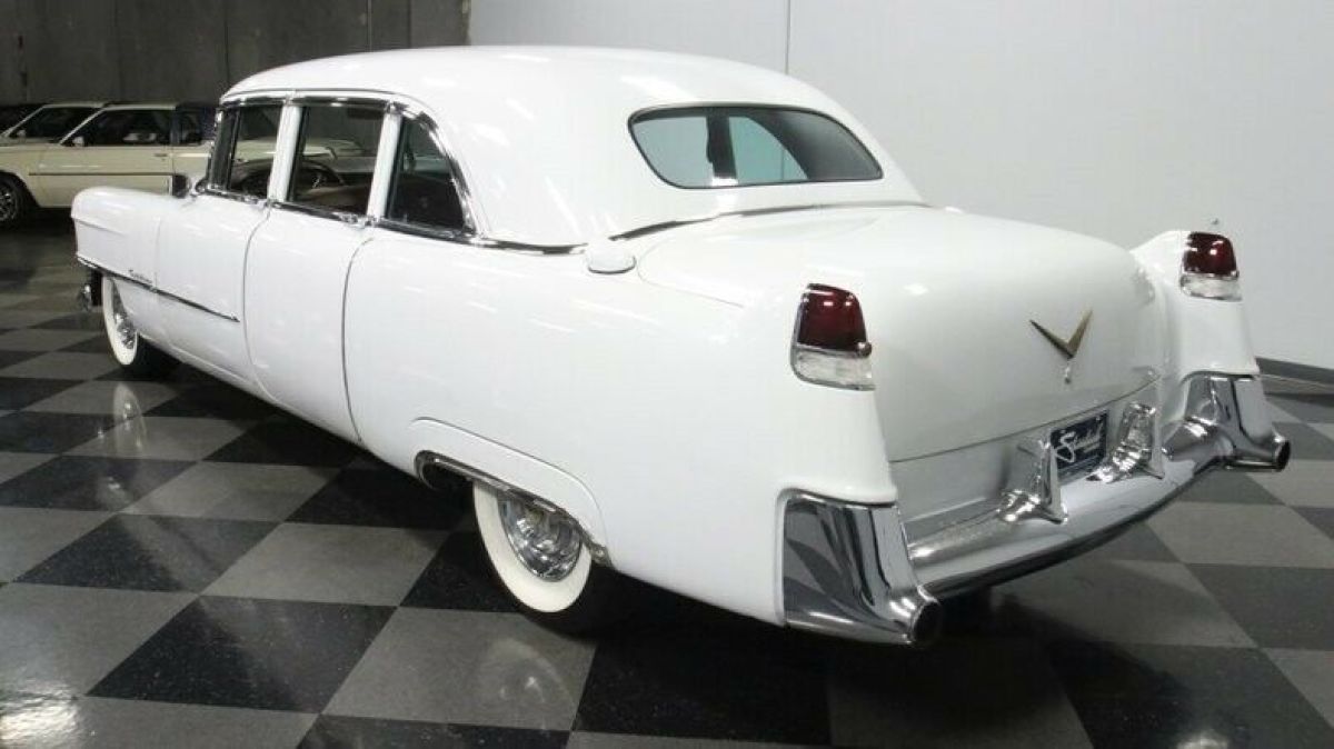 1954 Cadillac Fleetwood Series 75 Limo - photo 10