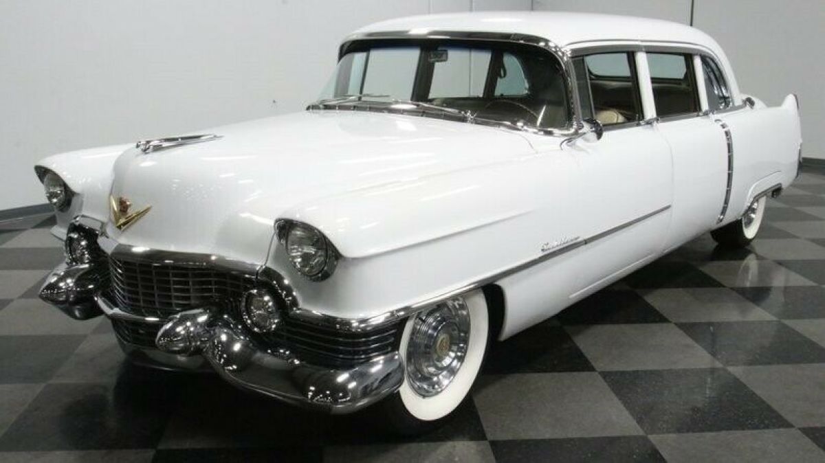 1954 Cadillac Fleetwood Series 75 Limo - photo 6