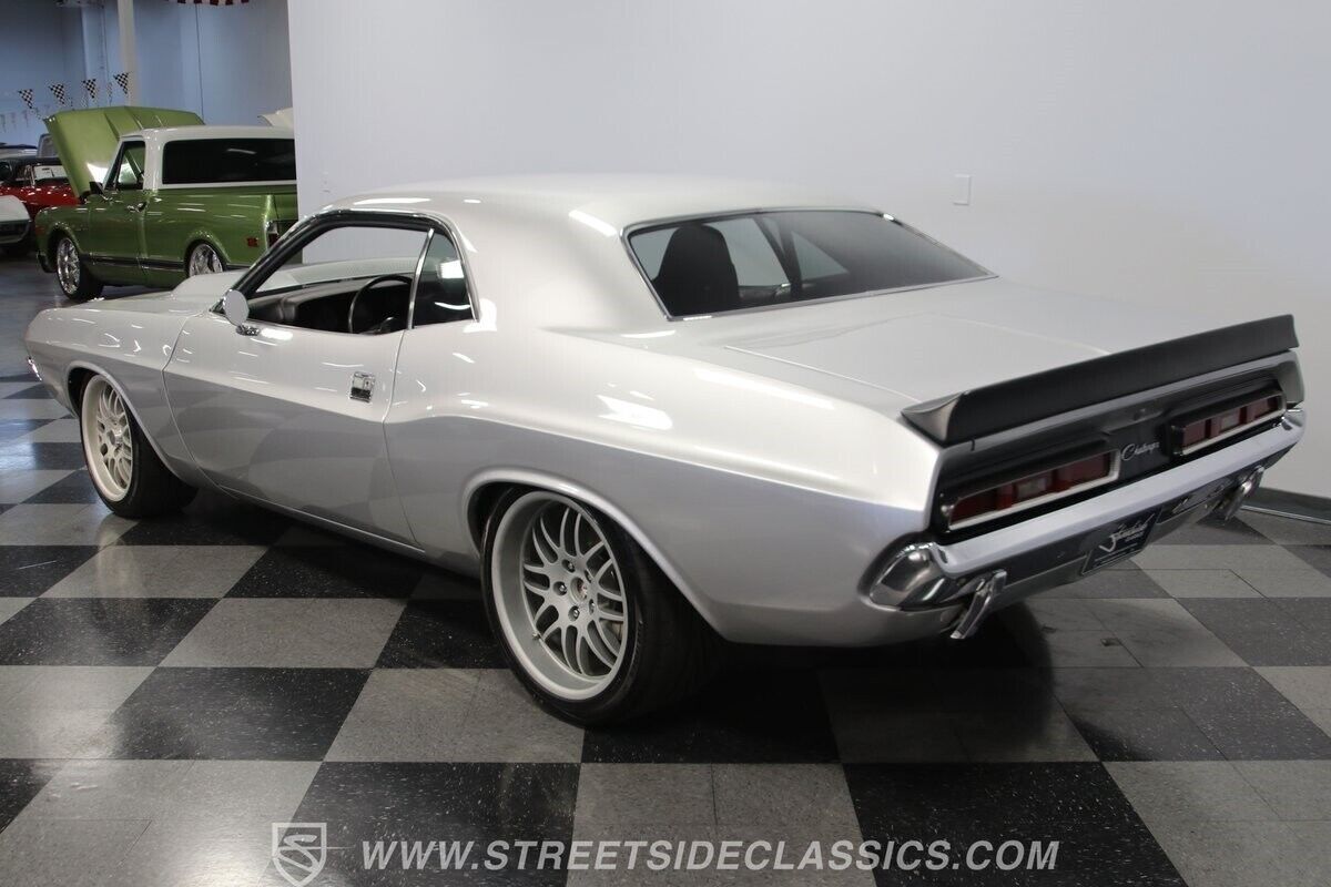 1972 Dodge Challenger Restomod - photo 10