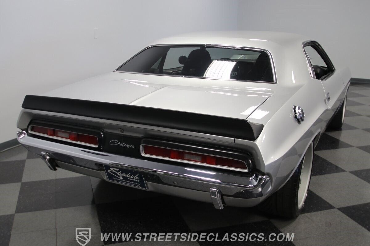 1972 Dodge Challenger Restomod - photo 13