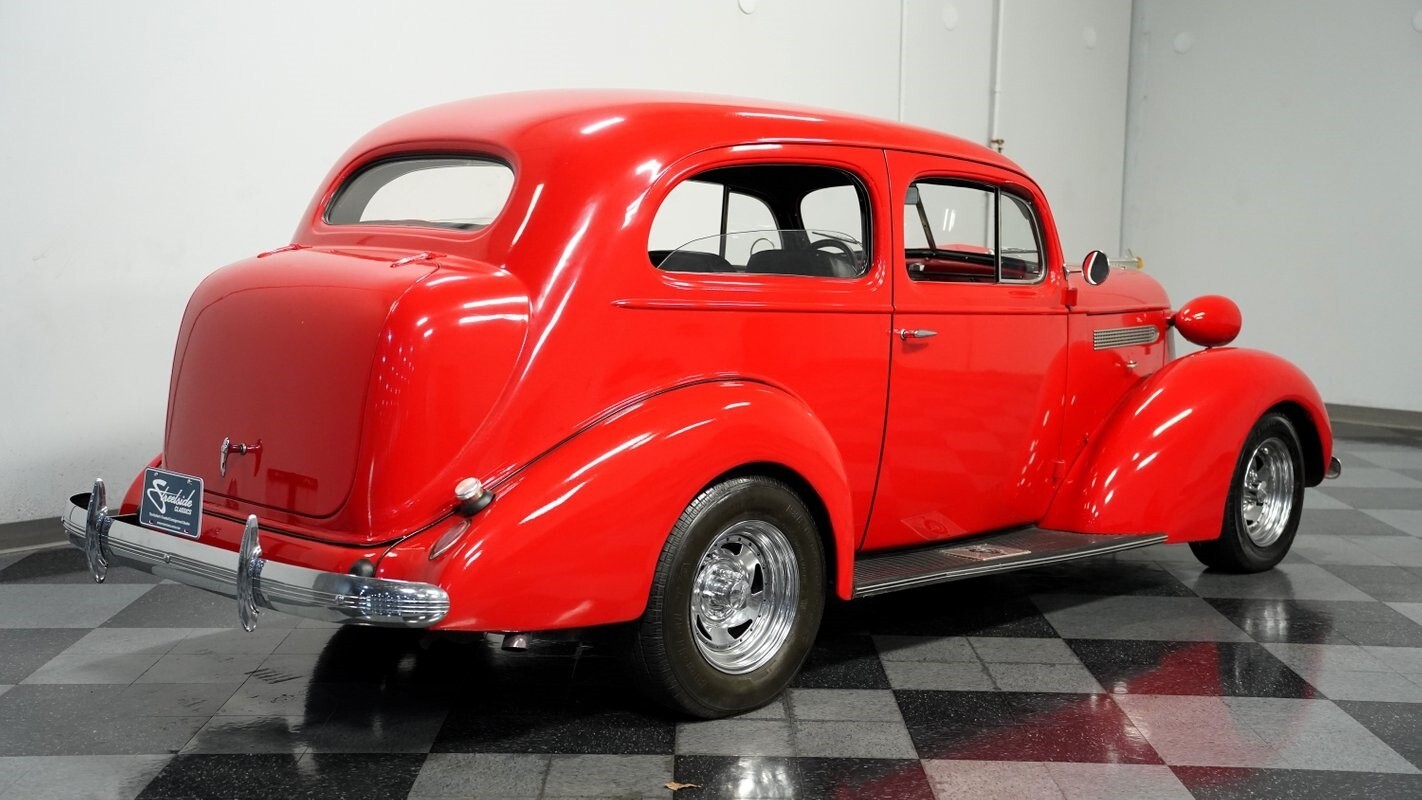 1936 Pontiac Master Six Two-Door Touring Sedan - photo 12