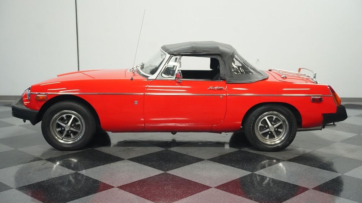 1975 MG MGB - photo 3