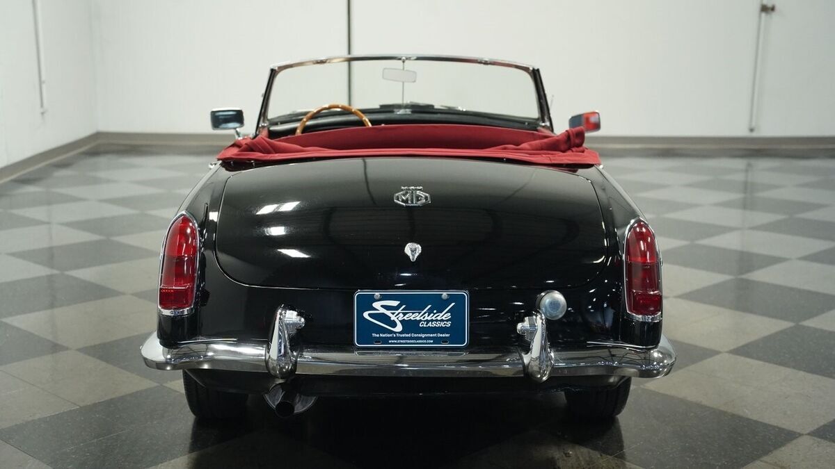 1967 MG MGB Roadster - photo 9
