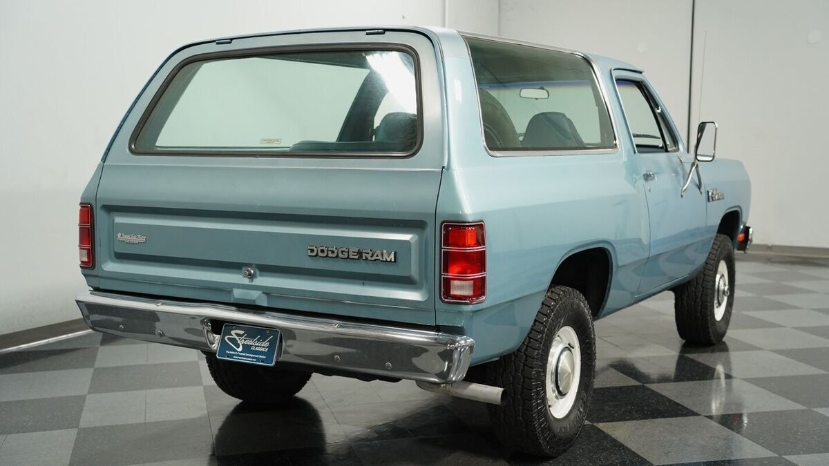 1984 Dodge Ramcharger Custom 150 4x4 - photo 10
