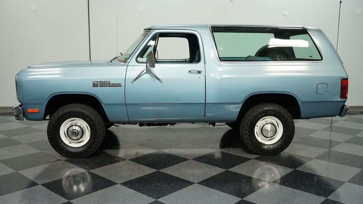 1984 Dodge Ramcharger Custom 150 4x4 - photo 3