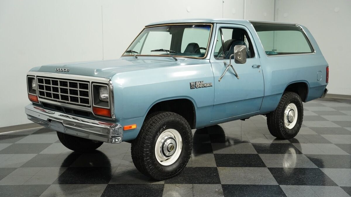 1984 Dodge Ramcharger Custom 150 4x4 - photo 6