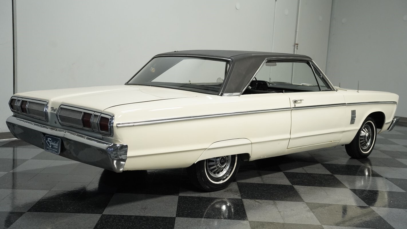 1966 Plymouth Fury III - photo 12